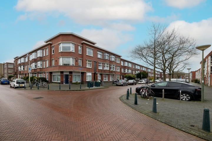 Bekijk foto 41 van Amerongenstraat 16