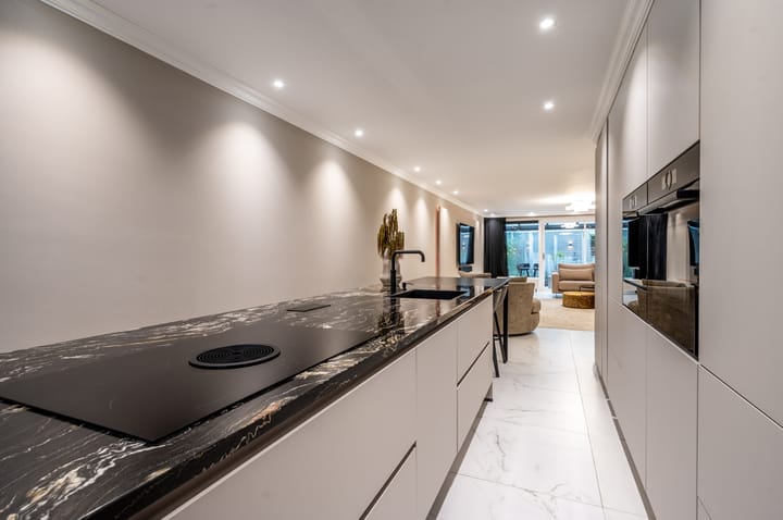 Foto 3 van Azorenweg 77