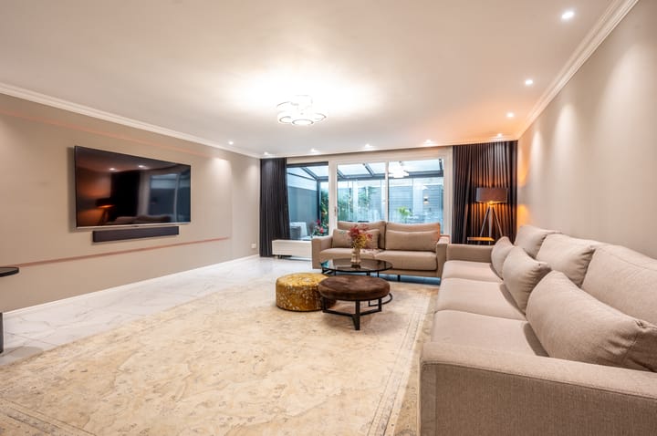 Foto 9 van Azorenweg 77