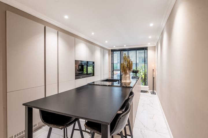 Foto 15 van Azorenweg 77