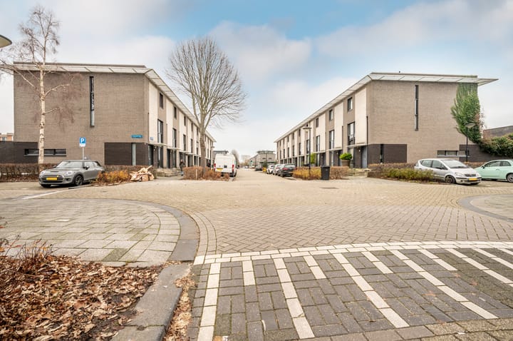 Foto 43 van Azorenweg 77