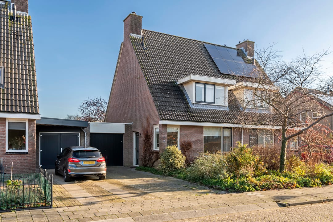 Photo 1 of Bingse Boogaard 19