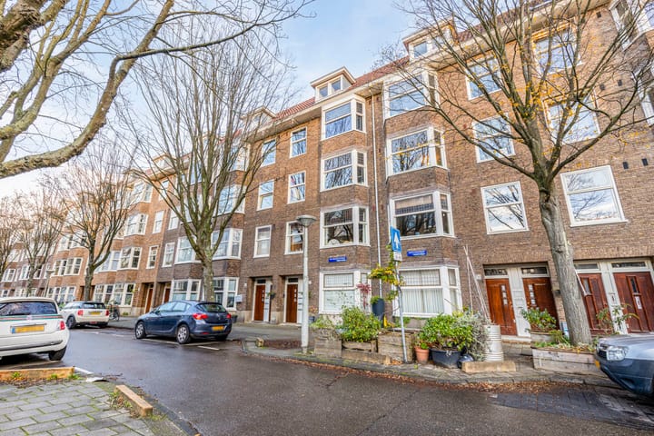 Photo 2 of Van Walbeeckstraat 2-1