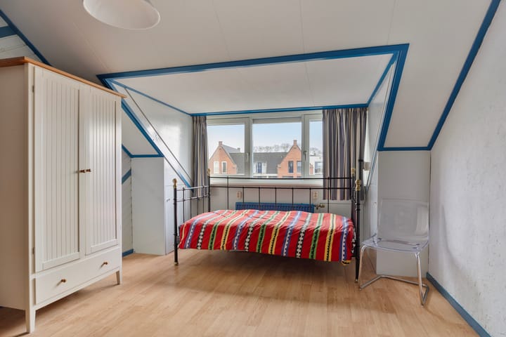 Foto 32 van Wethouder Bruensstraat 17