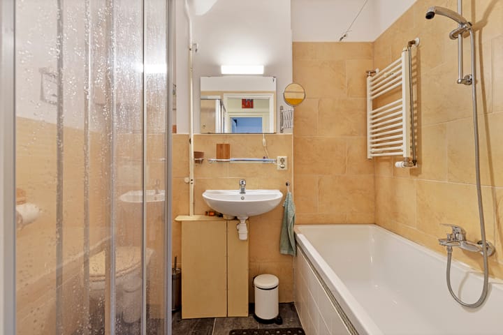 Photo 17 of Van Walbeeckstraat 2-1