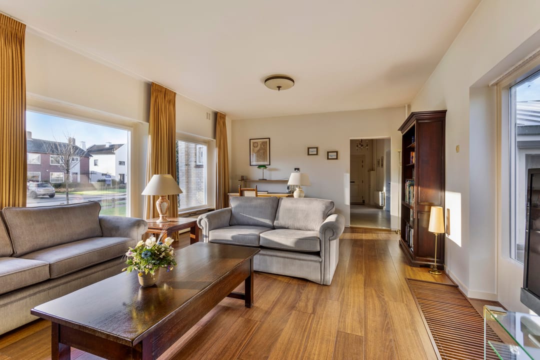 Foto 2 van van Leeuwenhoeklaan 12