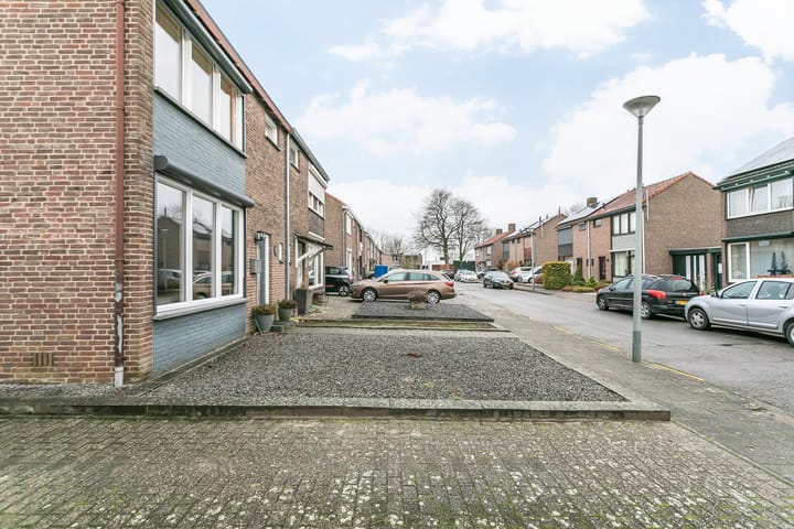 Foto 40 van Acaciastraat 5