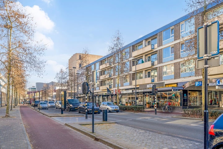 View photo of Louis Bouwmeesterplein 15