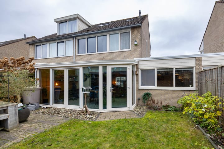 Foto 2 van Menkemaborg 18