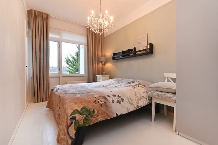 Foto 33 van Zonnebloemstraat 143