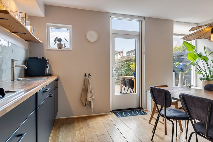 Foto 13 van Granpré Molièreweg 15