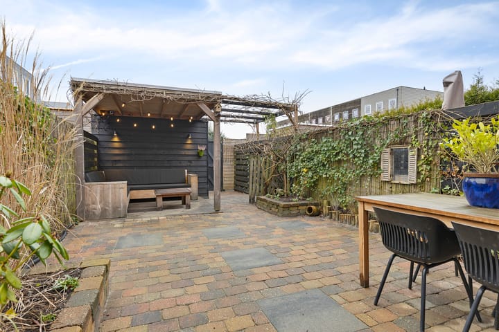 Foto 36 van Granpré Molièreweg 15