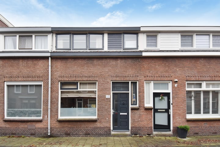 Bekijk foto 1 van Vondelstraat 17