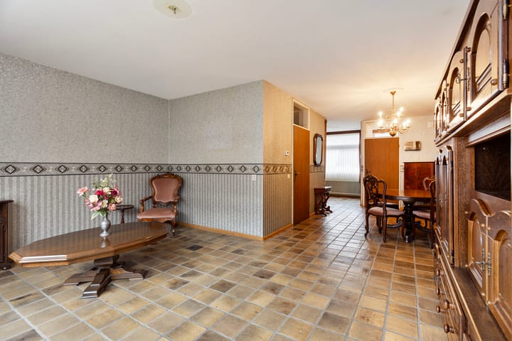 Foto 2 van Looiersplein 13