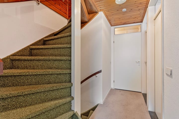 Foto 16 van Looiersplein 13