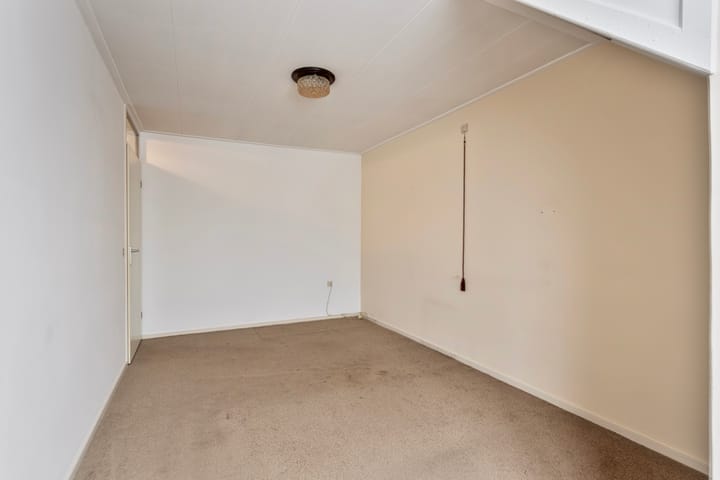 Foto 18 van Looiersplein 13