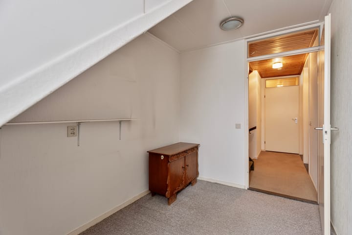 Foto 24 van Looiersplein 13