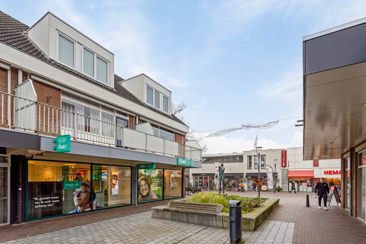 Foto 32 van Looiersplein 13