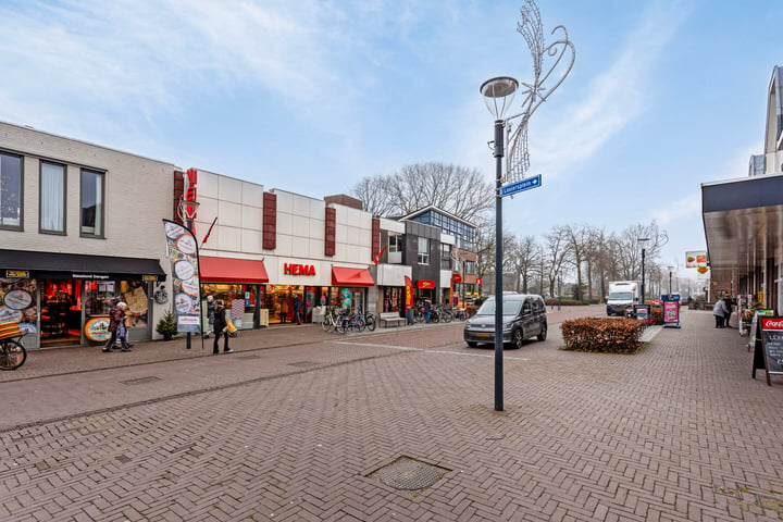 Bekijk foto 35 van Looiersplein 13