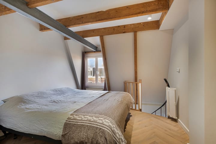 Foto 23 van Joan Melchior Kemperstraat 45-3