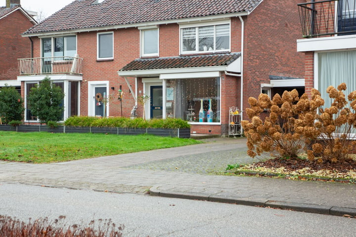 Bekijk foto 4 van Schatbergstraat 63