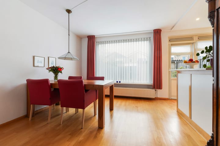 Foto 12 van Johan Wagenaarstraat 6