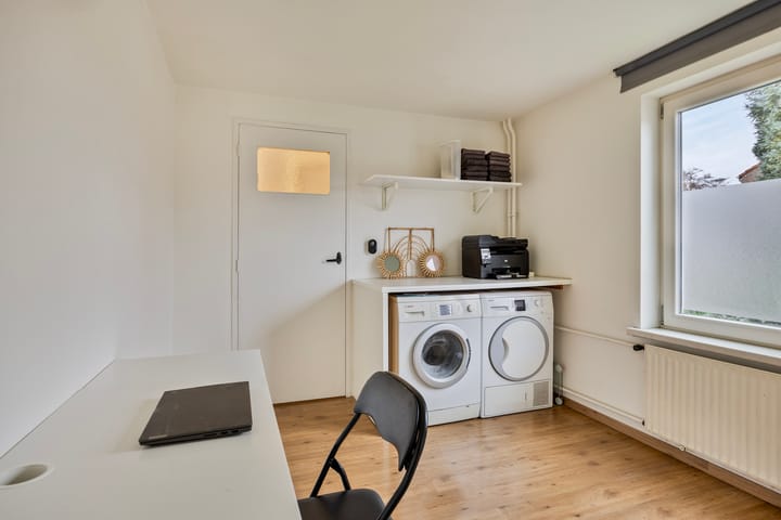 Foto 15 van Merelstraat 25