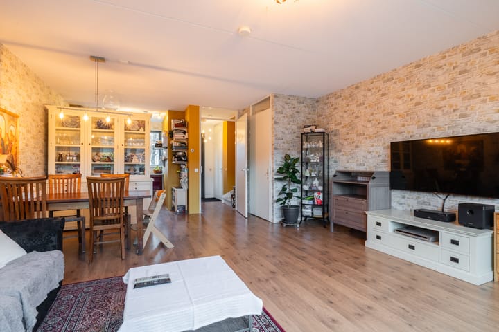 Foto 11 van Van Ostadestraat 8