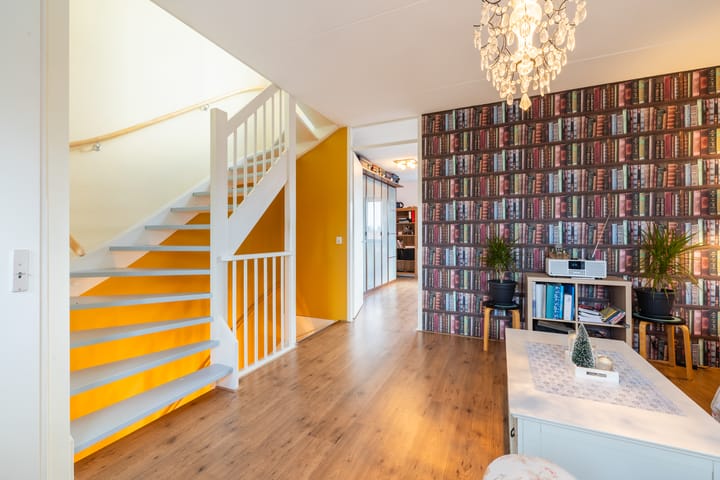 Foto 26 van Van Ostadestraat 8