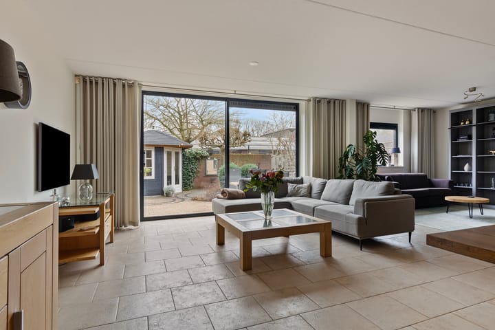 Foto 2 van Lindehof 71