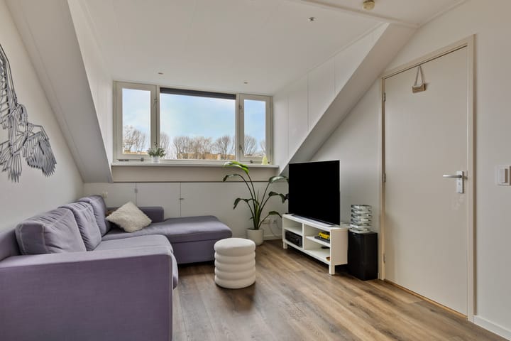 Foto 25 van Lindehof 71