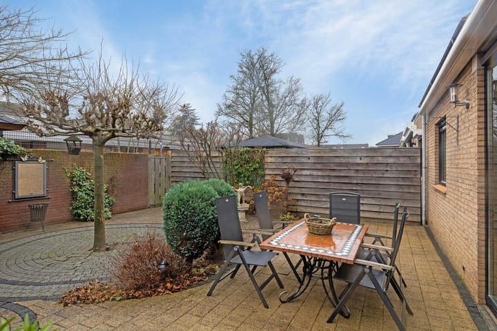 Foto 32 van Lindehof 71