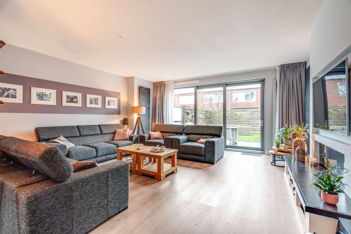 Photo 6 of Prof. Kohnstammstraat 61