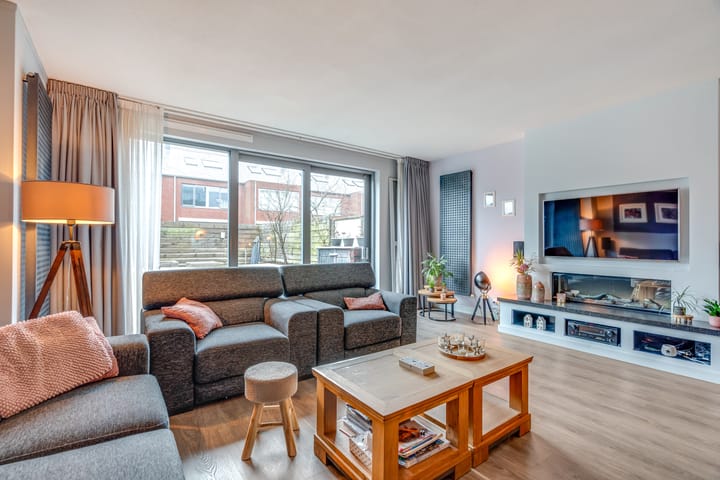 Photo 8 of Prof. Kohnstammstraat 61