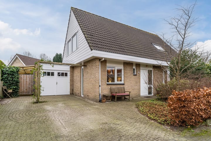 Foto 1 van Hoge Maat 4