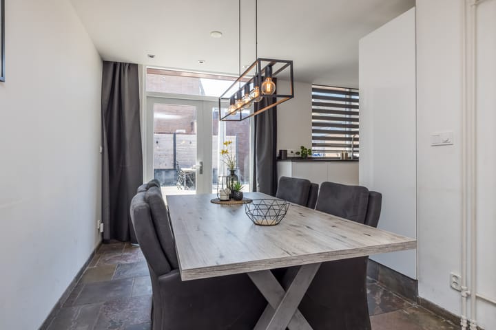 Foto 12 van Ferdinand Bolstraat 16