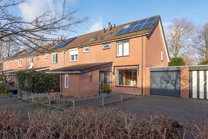 Foto 1 van Boekenstein 52