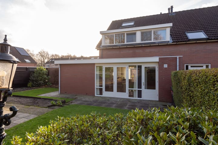 Foto 2 van Boekenstein 52