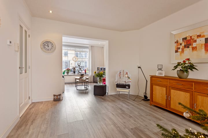 Foto 11 van Leon Biessenstraat 43