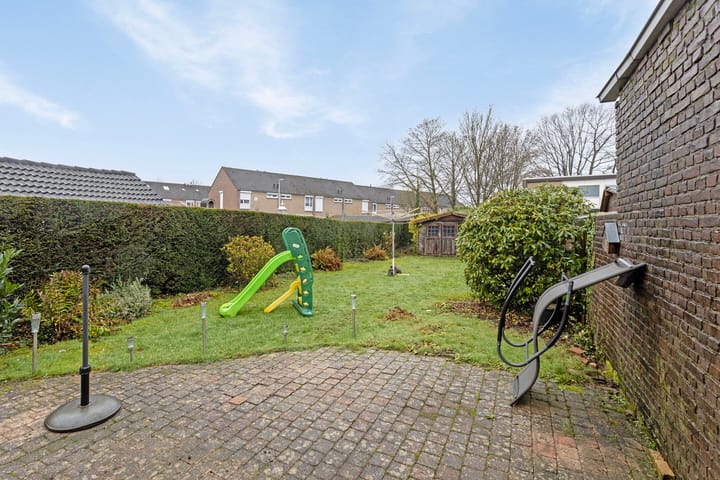 Foto 29 van Leon Biessenstraat 43