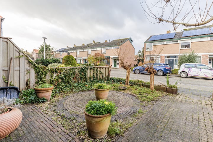 Photo 27 of Arent van der Graeffstraat 16