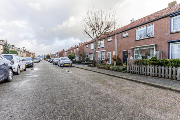 Photo 34 of Arent van der Graeffstraat 16