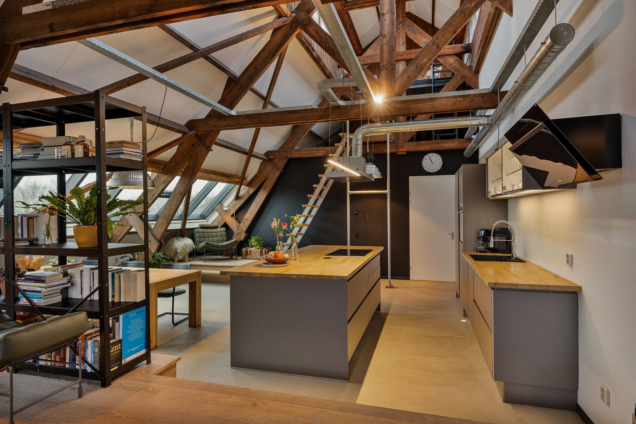 Foto 12 van C.J. Blaauwstraat 5