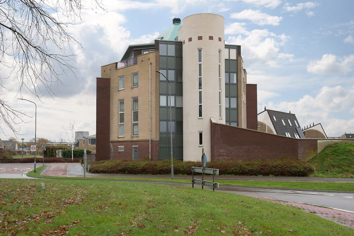 Foto 3 van Planetenlaan 12