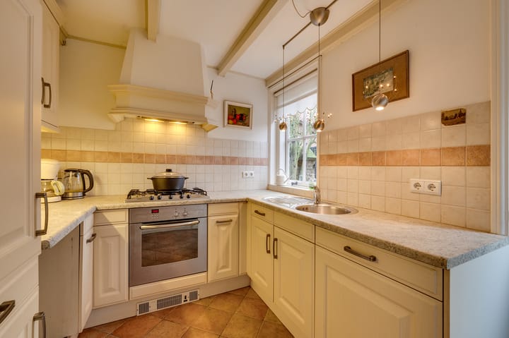 Photo 9 of Kerkstraat 68