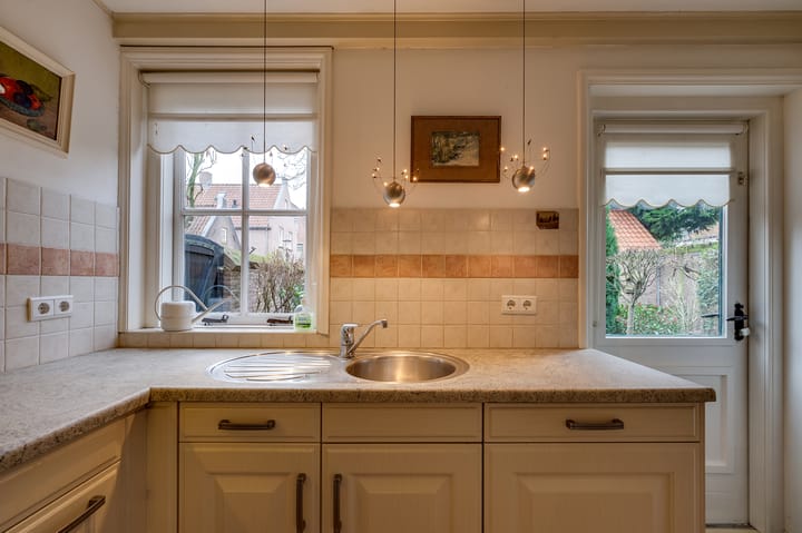 Photo 10 of Kerkstraat 68