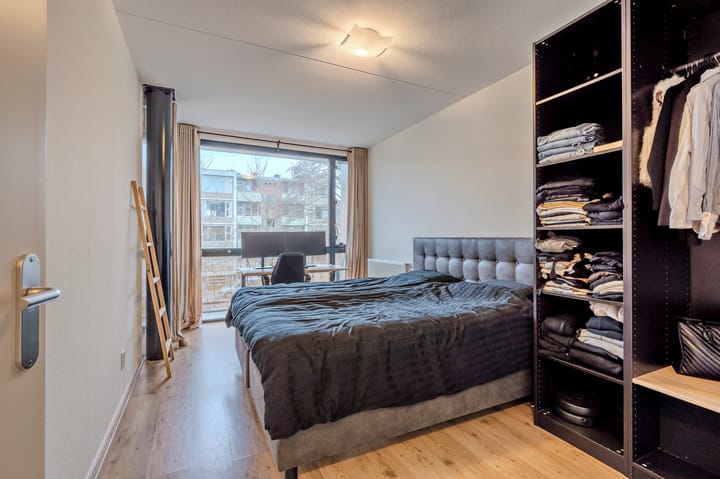 Foto 21 van Rembrandt van Rijnstraat 111