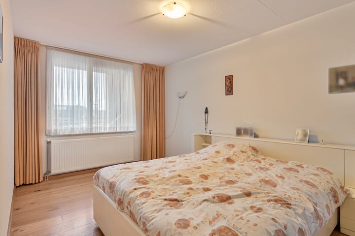 Foto 17 van Hugo de Grootstraat 64