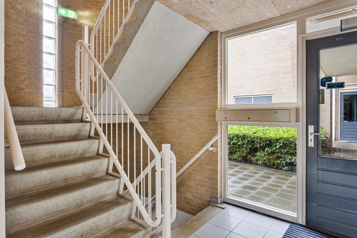 Foto 25 van Hugo de Grootstraat 64