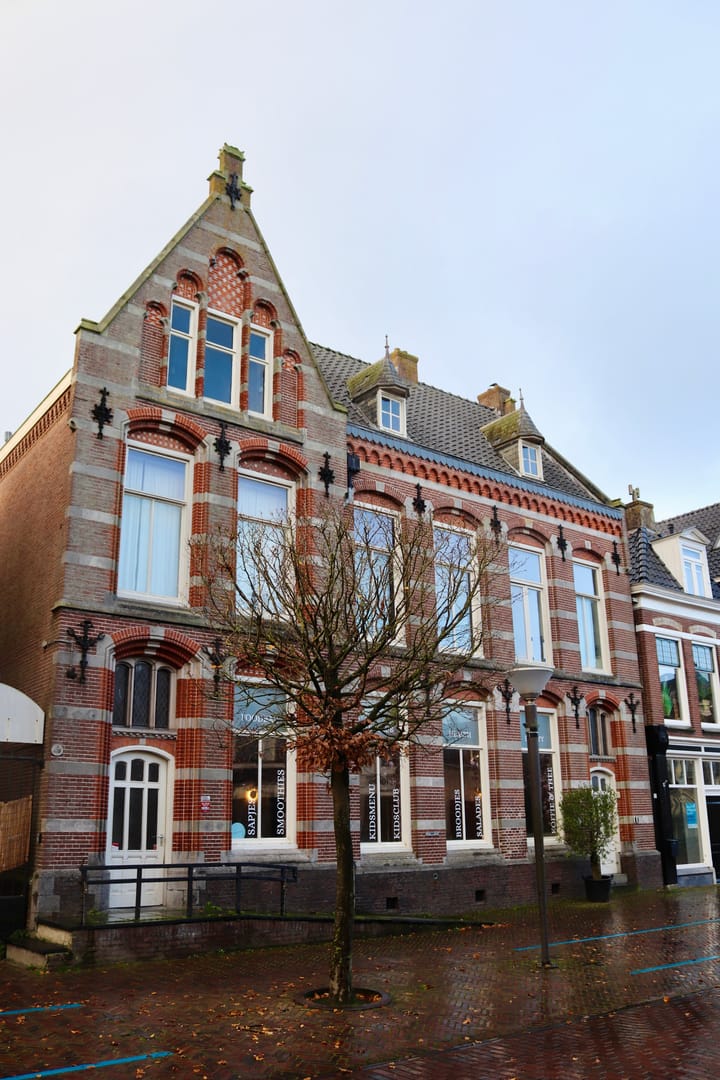 Midstraat 24